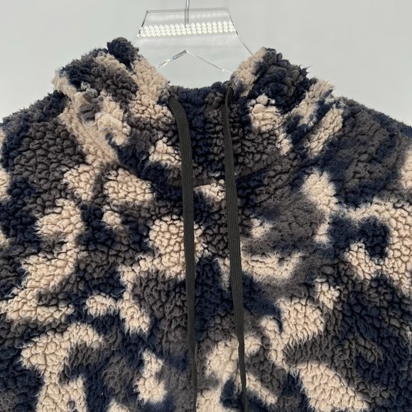 Z by Zella Urban Camo Print Faux Shearling Fleece Pullover Teddy Hoodie Size XS - Picture 4 of 13